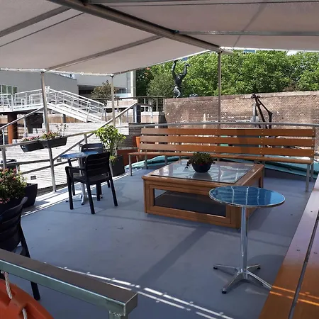 Boat On Water Hele Schip Rotterdam