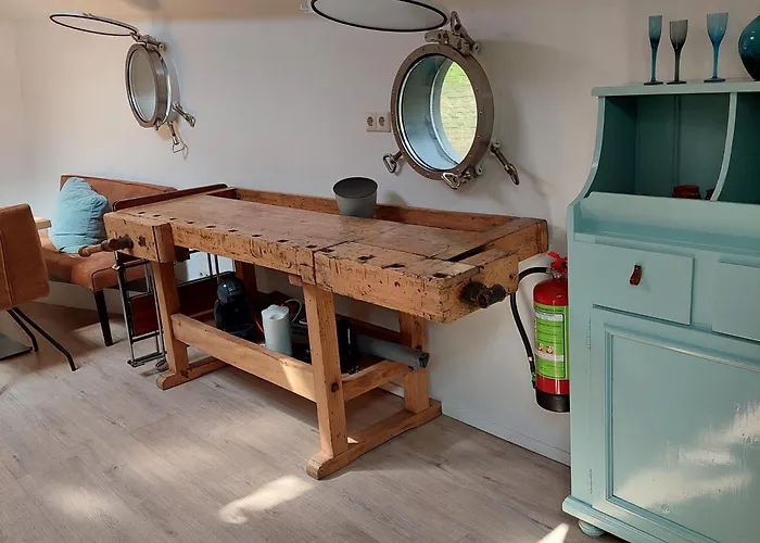 Tekne Boat On Water Hele Schip *