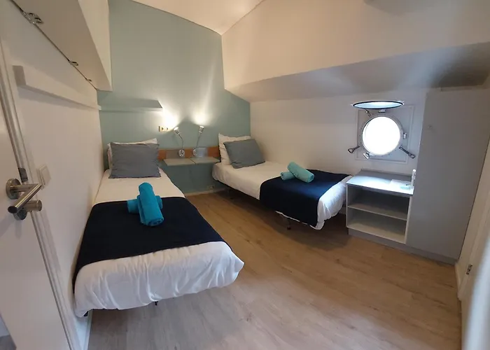 Πλωτό κατάλυμα Boat On Water Hele Schip Ρότερνταμ